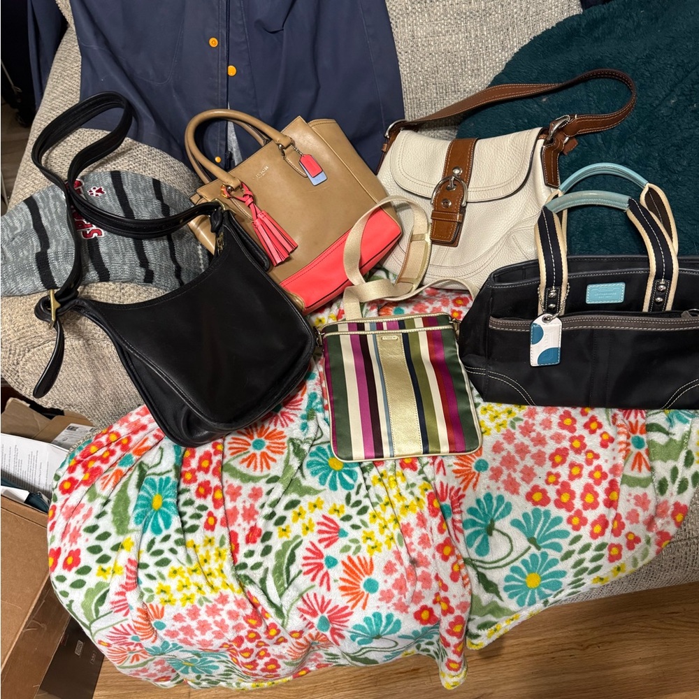 Bundle listing